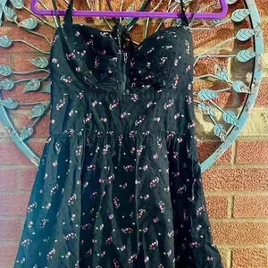 Guess short playful guess black dress